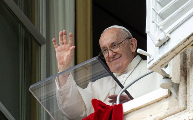 Папа Римский призвал к прекращению гонки вооружений