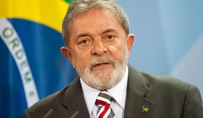 Президент Бразилии отложил визит в Чили