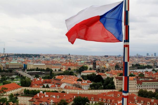 Чехия отозвала посла из России