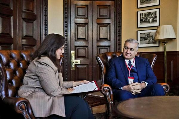 Посол Азербайджана встретился с британским министром -
