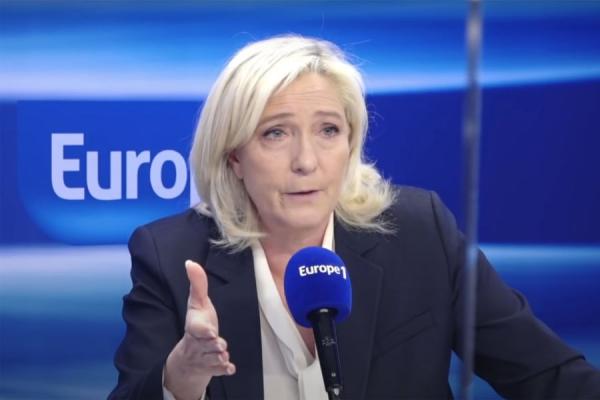 Ле Пен: Макрон втягивает Францию в войну с Россией