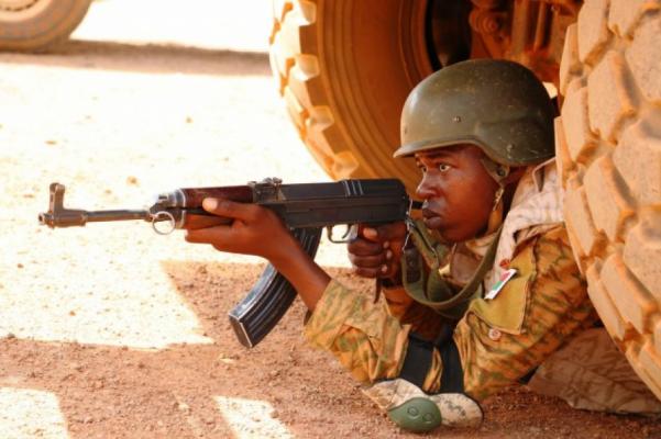 Армия Буркина-Фасо уничтожила более 100 террористов