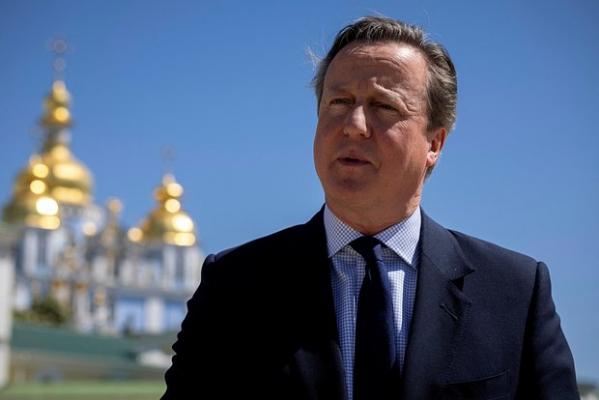UK’s Foreign Secretary in Kyiv promises Ukraine aid for “as long as it takes”
