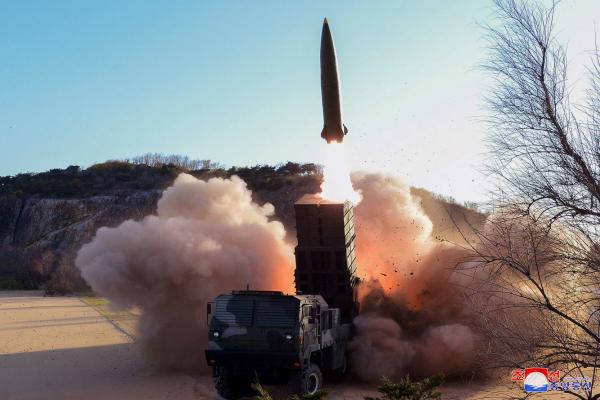 North Korean president guides tactical missile test with “autonomous navigation”