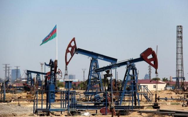 В Азербайджане сократились налоговые поступления через нефтегазовый сектор