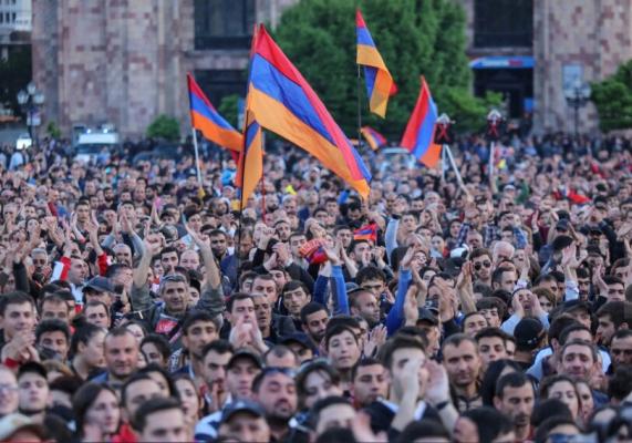 Армянская оппозиция проводит акцию в центре Еревана