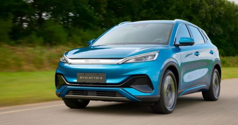 Китайская BYD обновила рекорд в поставках автомобилей на новых источниках  энергии | Caliber.Az