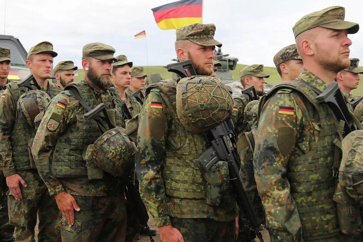 В Германии ищут стимулы для службы в армии 