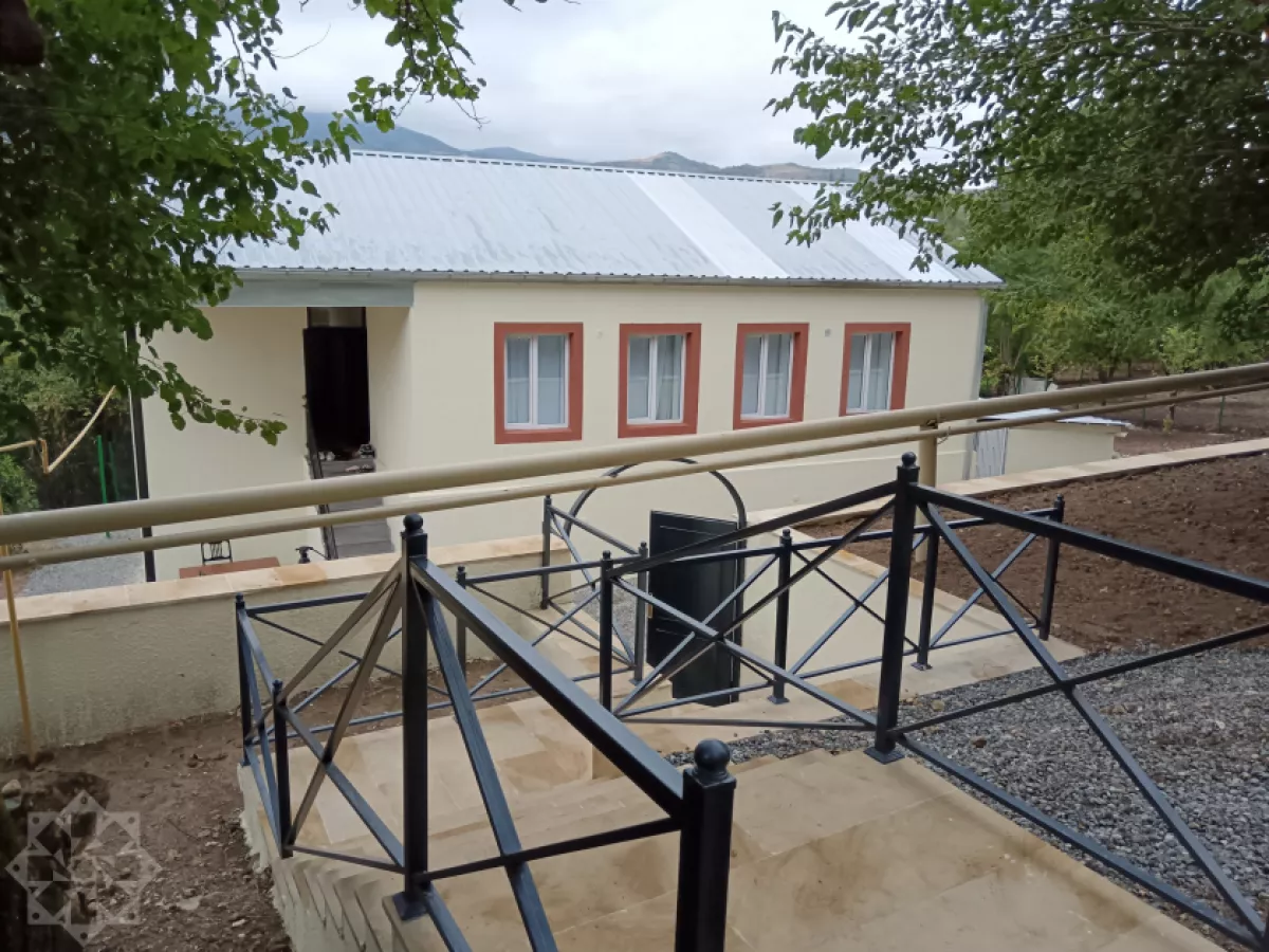 В поселке Гырмызы Базар в этом году восстановят 217 домов ФОТО