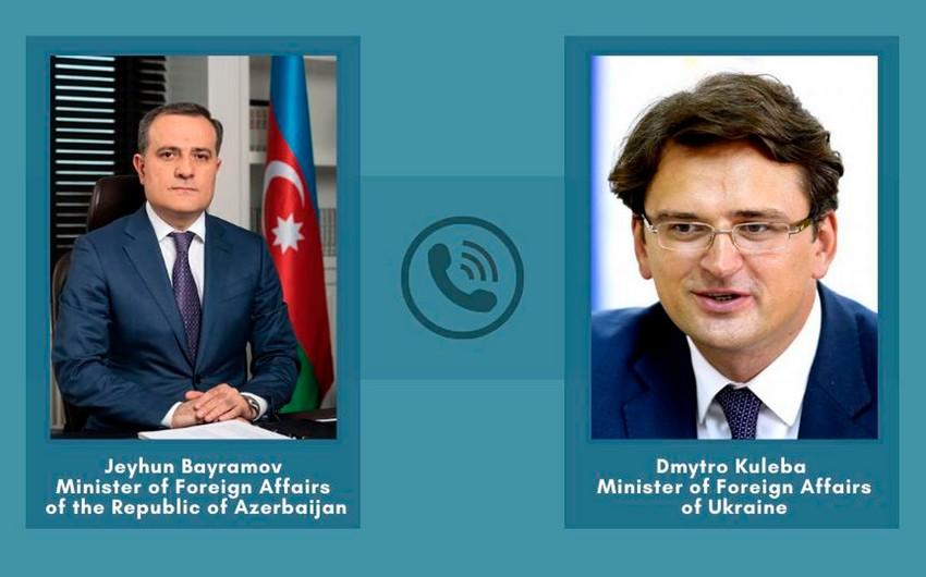 Главы МИД Азербайджана и Украины согласовали будущие двусторонние контакты 
