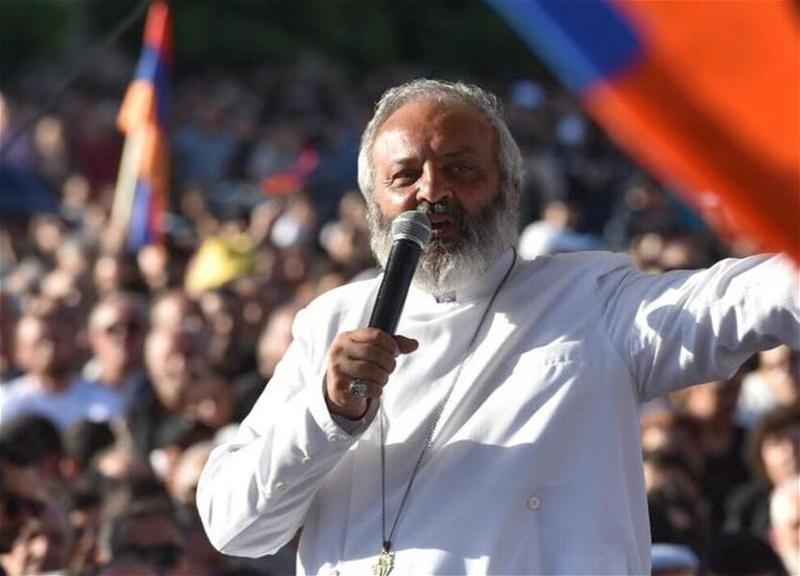 Галстанян призвал увеличить давление по всей Армении 