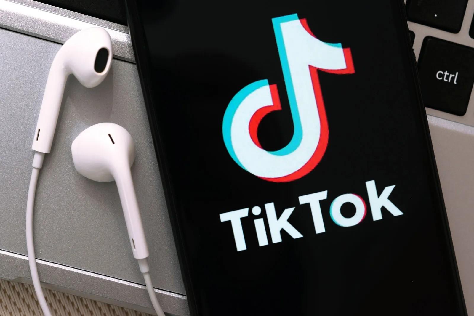 TikTok тестирует поиск с использованием ИИ 