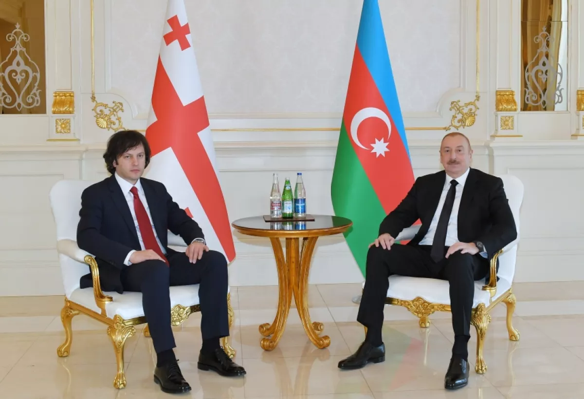 Алиев и Кобахидзе обсудили азербайджано-грузинские отношения 