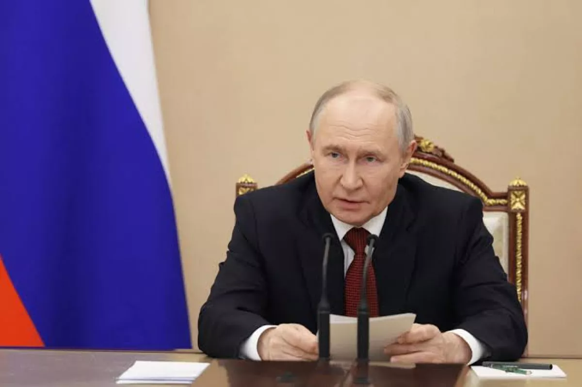 Putin backs small refinery network to counter Ukrainian strikes