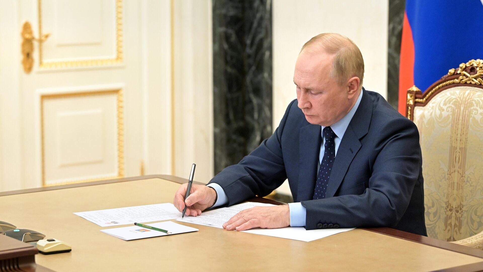 Путин подписал последние назначения: Белоусов - минобороны, Нарышкин - СВР 