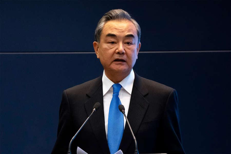 Ван И: Китай настроен на развитие здоровых отношений с Южной Кореей 